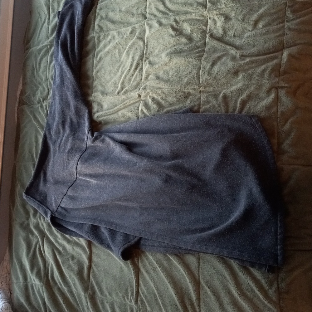 UGG Lounge Gray Cardigan, size Medium - Picture 8 of 8